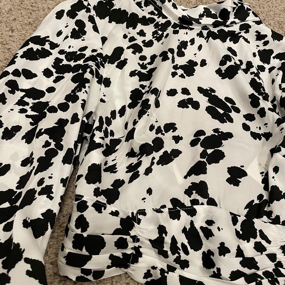 NWT Verge Girl backless tie long sleeve crop - Picture 12 of 13